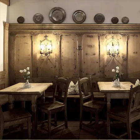 酒店 Unterwirt - Restaurant & 3*