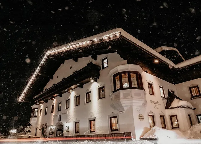 Hotel Unterwirt - Restaurant & Ebbs