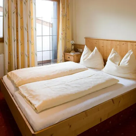 Unterwirt - Restaurant & 酒店 埃布斯镇